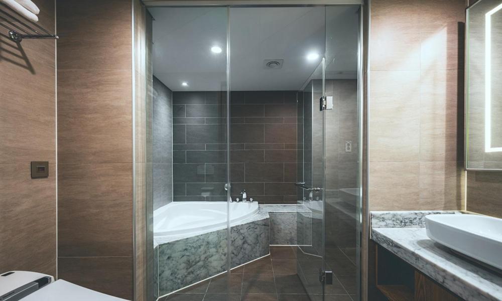 Wonju City Hotel Hyeoksin Eksteriør bilde