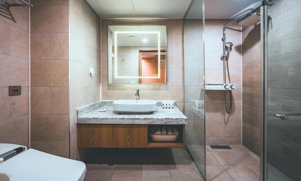 Wonju City Hotel Hyeoksin Eksteriør bilde